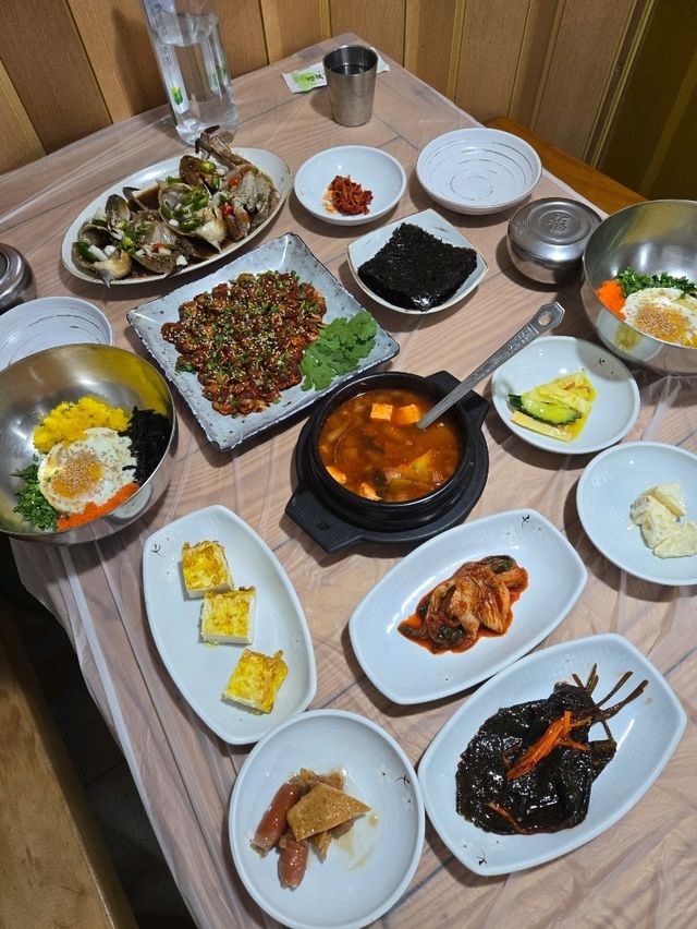간장게장이 맛있는  실내데이트장소 가마솥 양푼이 밥상❤️