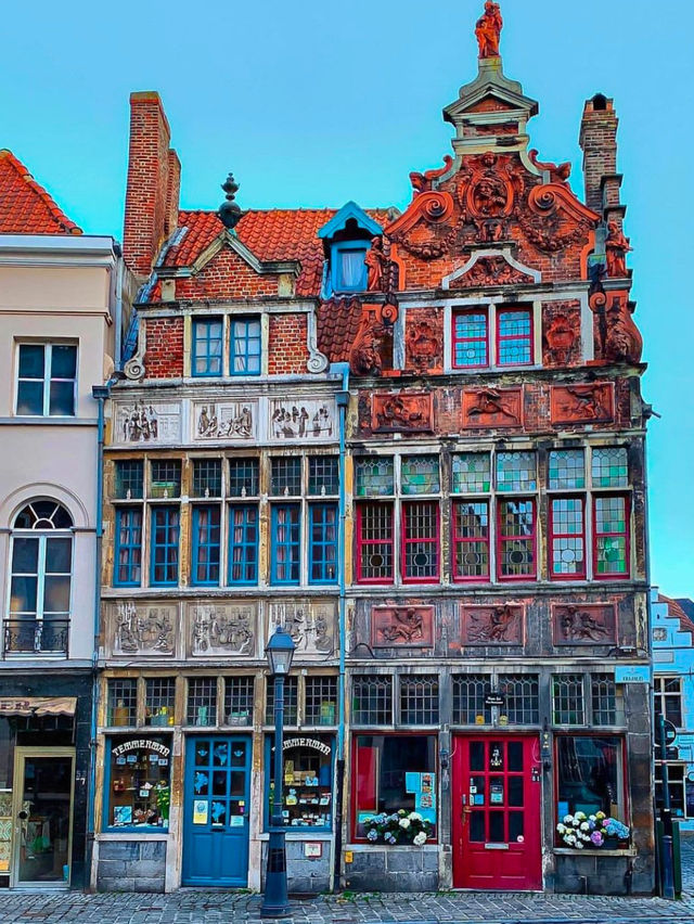 Discover the Beautiful Houses and Buildings of Belgium