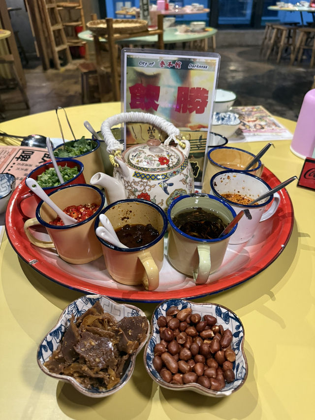 北角有間火鍋店做緊超爆優惠一蚊一支啤酒！？真的嗎？