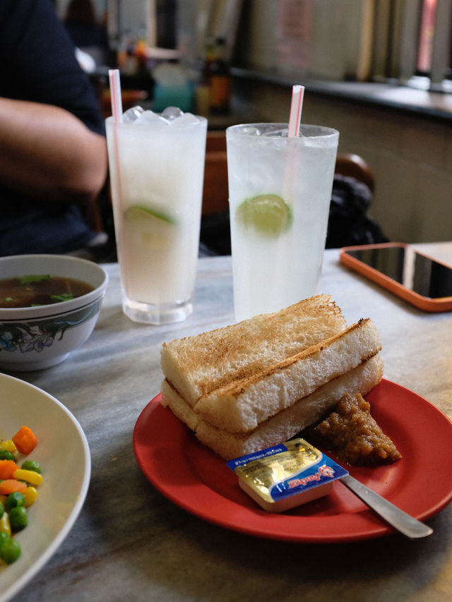 Yut Kee ร้านอาหารเช้าสุดคลาสสิกใน KL