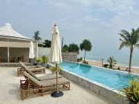 โรงแรมริมหาดขนอม วิวทะเลทุกห้อง