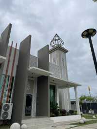Stunning architecture design in Gua Musang Mosque 