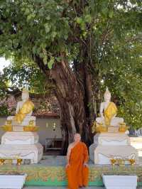 พระธาตุศรีโครตบอง สปป.ลาว