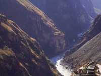 Epic Adventure: 2-Day, 1-Night Hike at Tiger Leaping Gorge 🏞️⛰️
