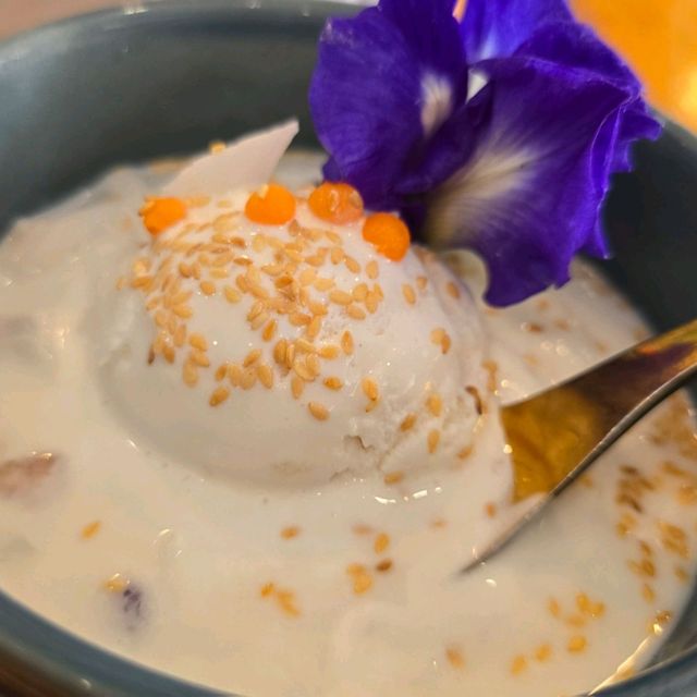 🍧 หวานใจ๋ 晚在 ขนมหวานเชียงราย 