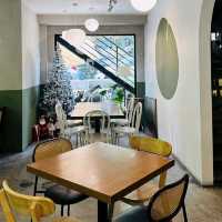 nice cafe