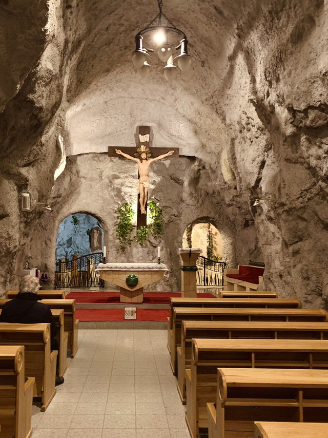 🇭🇺 Cave Church with Budapest Bridge Views? 🥹