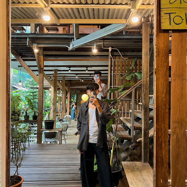 คาเฟ่แม่กำปอง เชียงใหม่