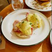 Timeless Charm at Walter Cafe