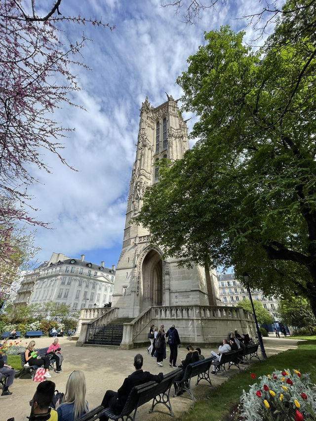 🇫🇷 Square of Saint-Jacques Tower