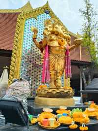 พามาขอพรเทวาลัยพระพิฆเนศ  บางใหญ่