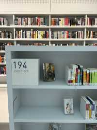 🇩🇪フォトジェニックな立方体の図書館📖