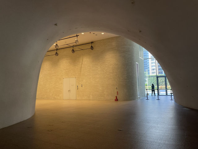 A Guide to the National Taichung Theater
