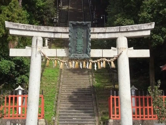 Chasing Sakura at Shiwahiko and Shiogama Shrines