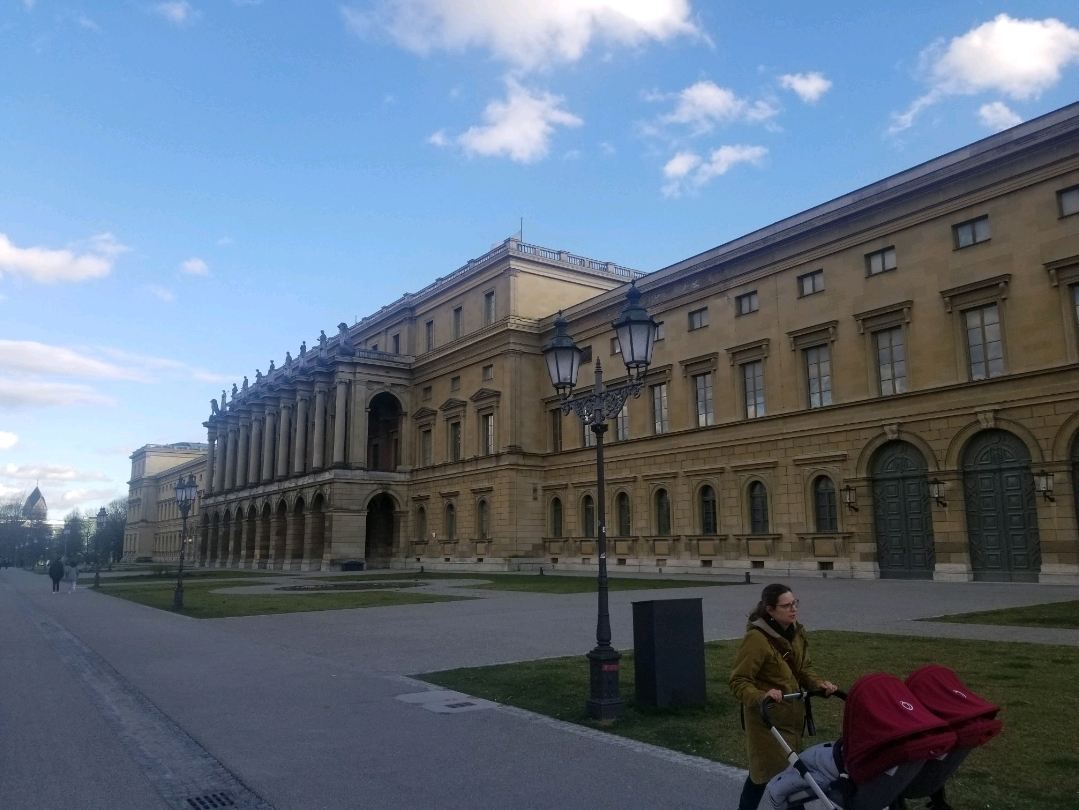 ニンフェンブルク宮殿 🇩🇪ミュンヘン] ニンフェンブルク宮殿で過ごす優雅なひととき | Trip