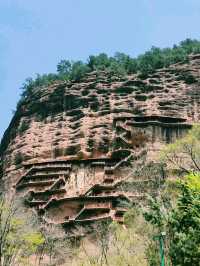 中國甘肅天水著名旅遊景點麥積山石窟旅行攻略，適合打卡拍照📸