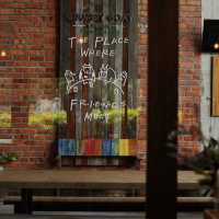 Quirky Comforts at Grumpy Goat Cafe