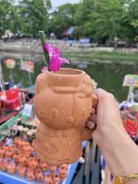 Floating Bites & Local Delights: Khlong Hae Market Uncovered