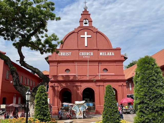 Dutch Square (Red Square) Melaka: A Vibrant Colonial Landmark