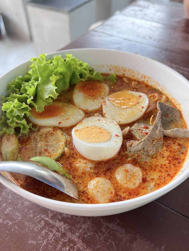 Hot, Sour, Unforgettable – Run Khop Khun Delivers