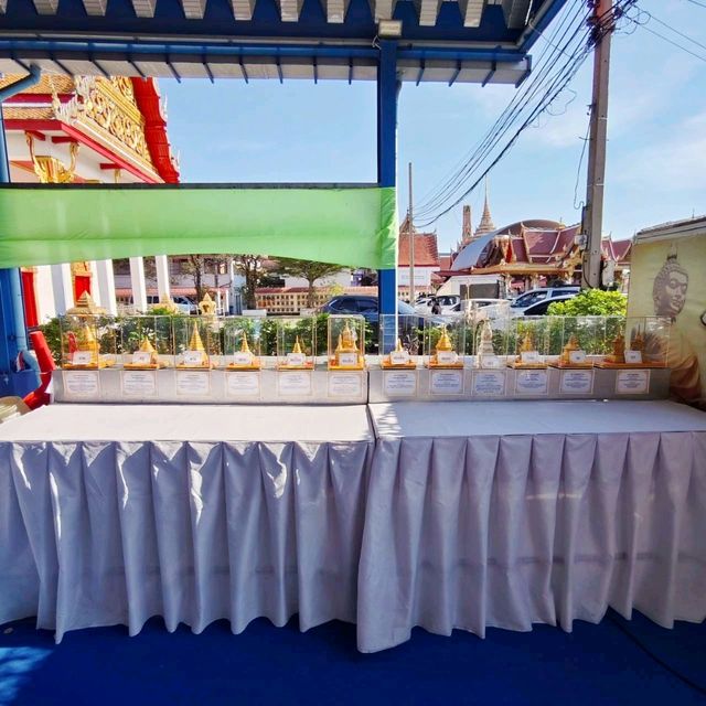 หลวงพ่อสำรวย วัดละหาร