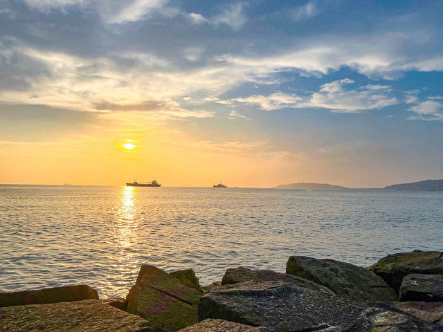 【千葉】夕日が海に沈む時間が最高の絶景スポット「館山」 