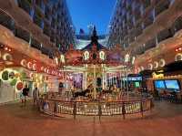"Wonder of the Seas: The Ship That Feels Like a Dream (And Maybe a Lite Hangover)" 🌟🚢🍹  