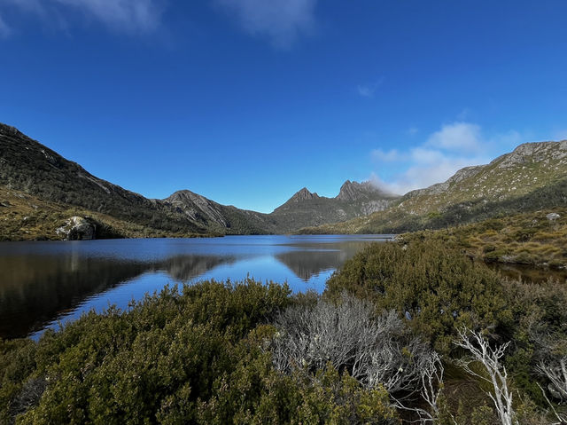 Explore the beauty of Cradle Mountain Dove Lake