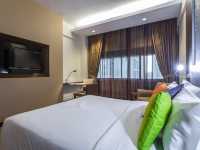 “The Grand Pacific Hotel Singapore: WhereClassic Comfort in the Heart of the City”