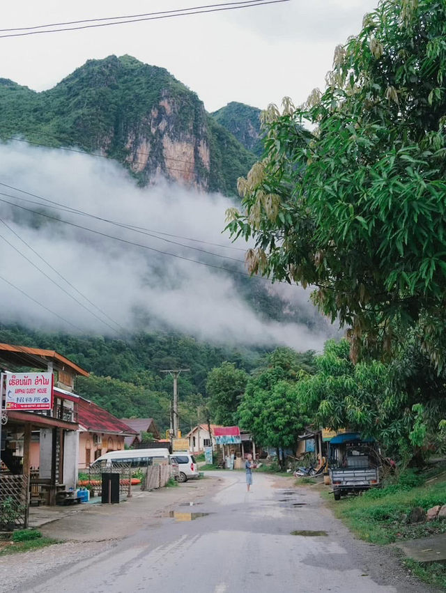 จุดชมวิว ผาแดง หนองเขียว แขวงหลวงพระบาง
