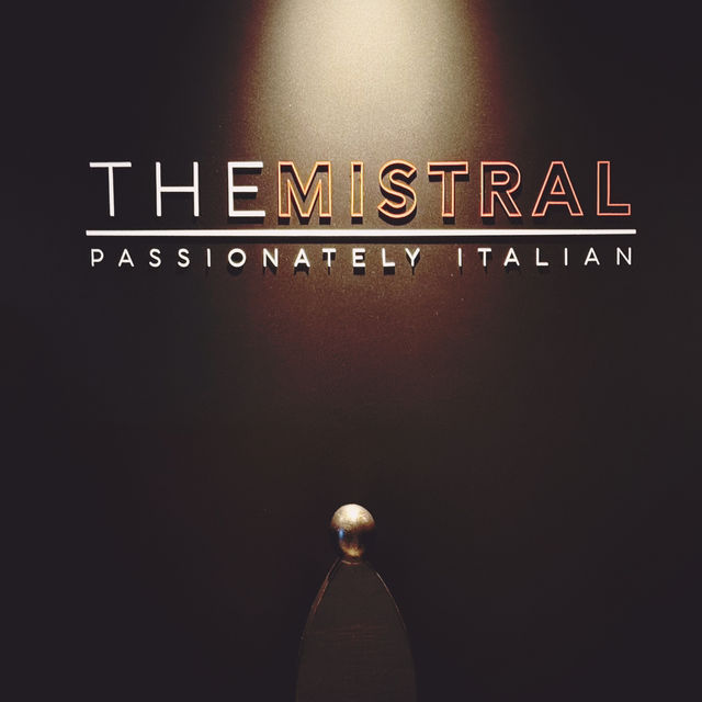 漫舞嫣韻@The Mistral