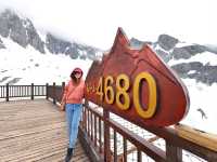 The Icy Majesty of Yulong: A View Worth the Crowds