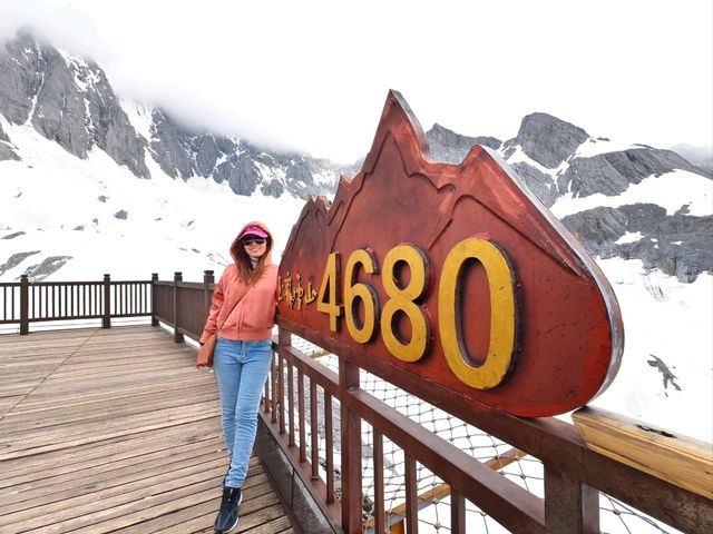 The Icy Majesty of Yulong: A View Worth the Crowds