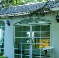 บ้านนากาแฟ คาเฟ่ & Camp ท่ามกลางทุ่งนาบ้านโป่ง