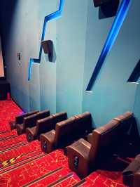 Big Screens: A Chill Day in Puchong