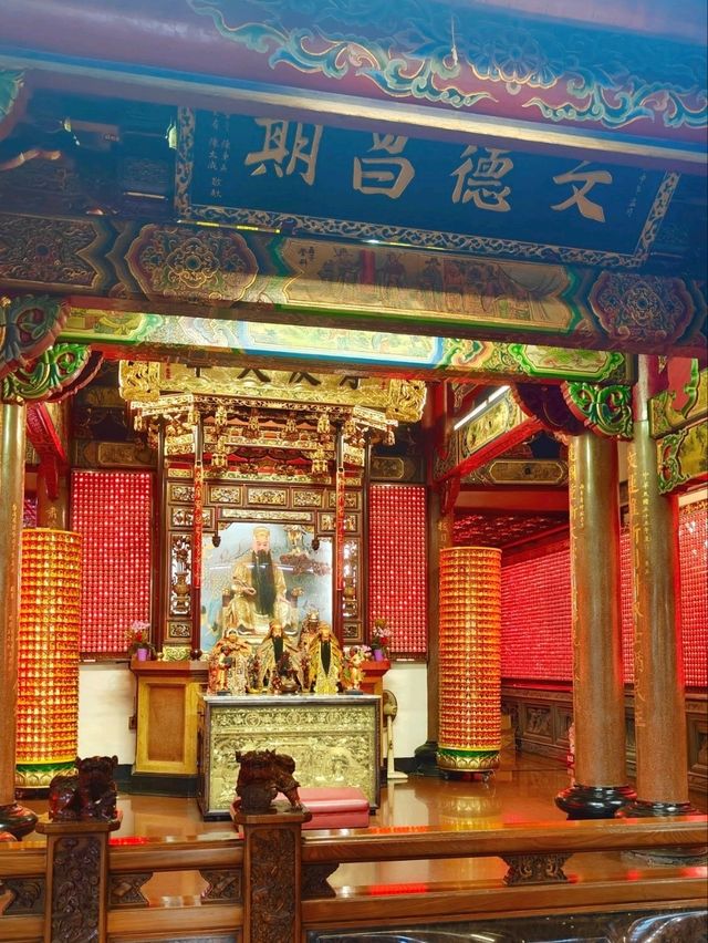 關渡宮：淡水河畔的古老信仰與絕美風光