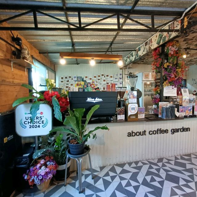 AB about coffee and garden at Lopburi 
