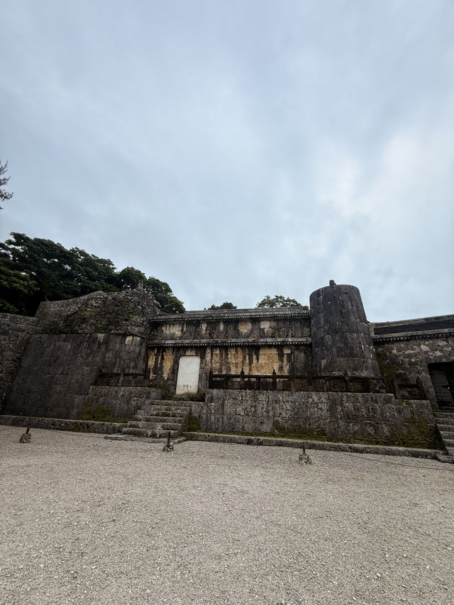 沖繩｜琉球最大的破風墓 世界遺產的特殊墓葬文化