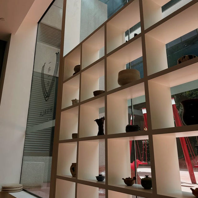 A Tranquil Ode to Japanese Craftsmanship