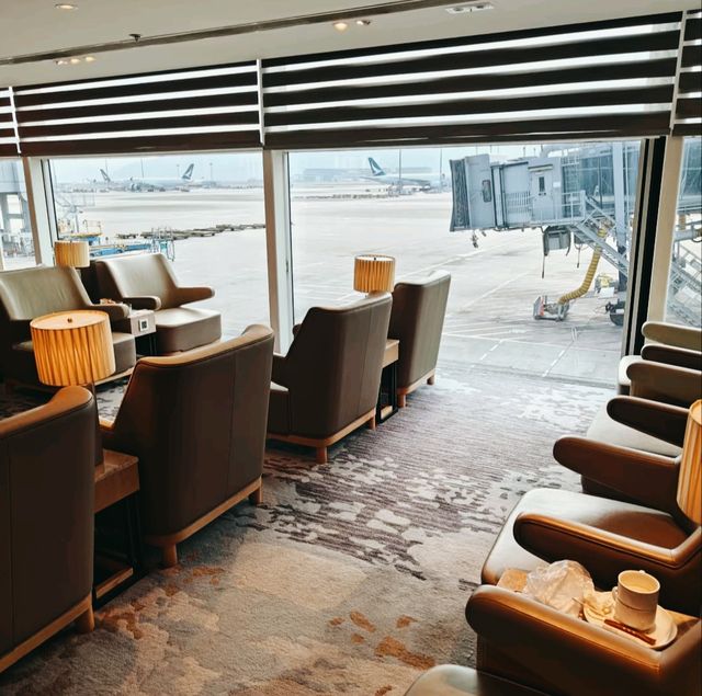 香港機場貴賓室：Plaza Premium Lounge Gate 35，舒適尊享體驗