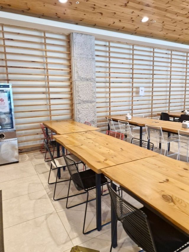 통창 초록뷰가 있는 백두대간수목원 푸드코트🌲