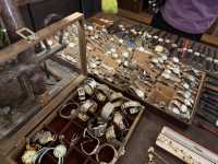 Deeritage – Timeless Vintage Jewelry for the Soulful Collector  