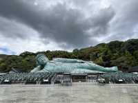 🌄 Nanzoin Temple – Tranquility Beneath the Giant Buddha