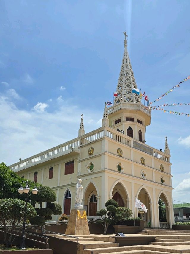 วัดพระคริสต์ประจักษ์ เกาะใหญ่ วัดคริสต์ริมแม่น้ำ