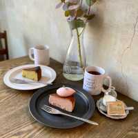 A WORKS CAFE