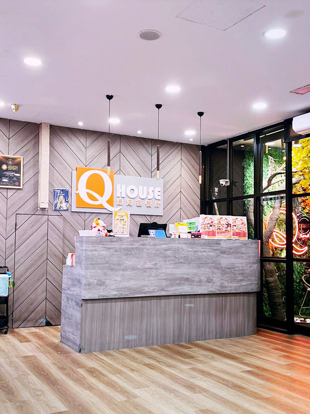 QHouse Bandar Menjalara: A Go-To Spot for Local Chinese Comfort Food
