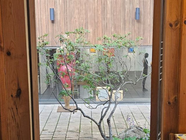🛍 Two of My Favorite Shops to Visit in Bukchon