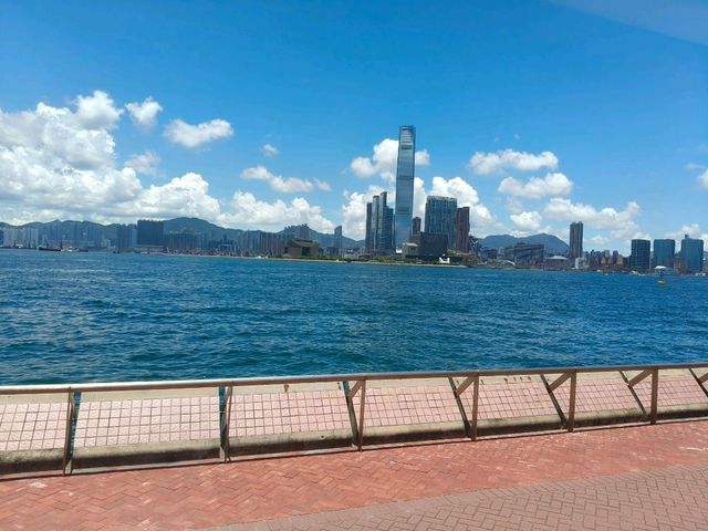 香港玩海，繞地球飛了一圈8年前後重遊