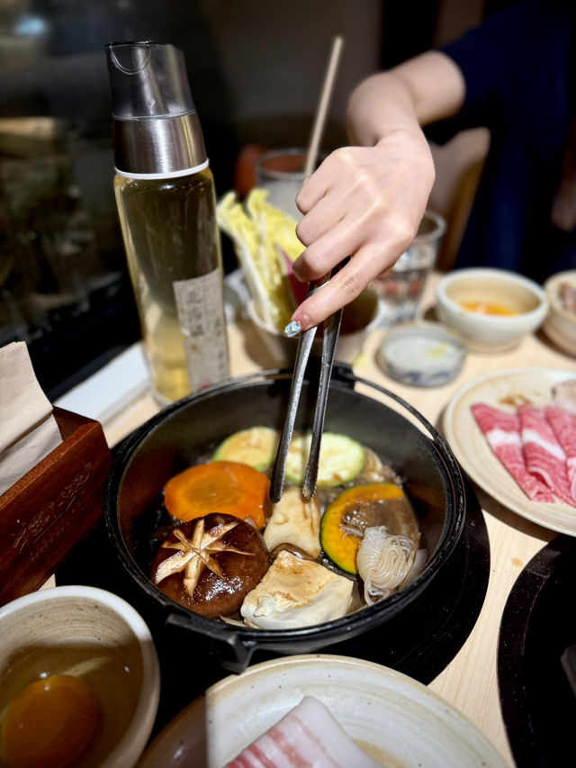 銅鑼灣高質Sukiyaki❤️ 霜降北海道十勝產黑毛和牛😍