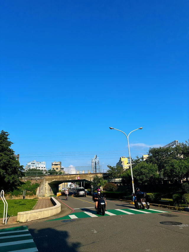 🌳竹北兒18公園｜綠意中的親子天堂，滑梯草地一次擁有！